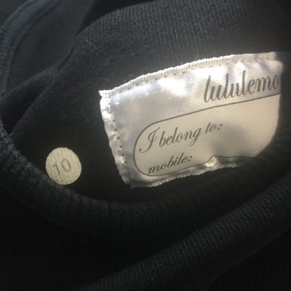 Lululemon Special Edition Scuba Hoodie With Muted Grey Design On Back 📌SOLD - Picture 12 of 12